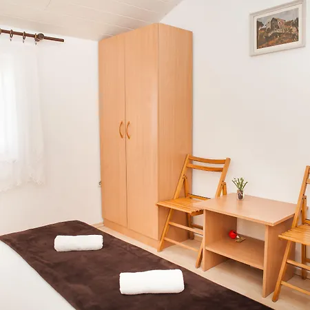 Hana's Place * Zaboric