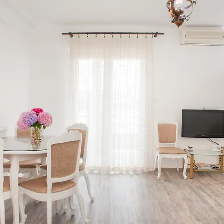 Hana's Place